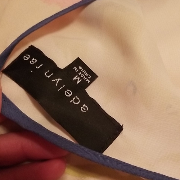 Adelyn Rae Romper - Picture 5 of 5